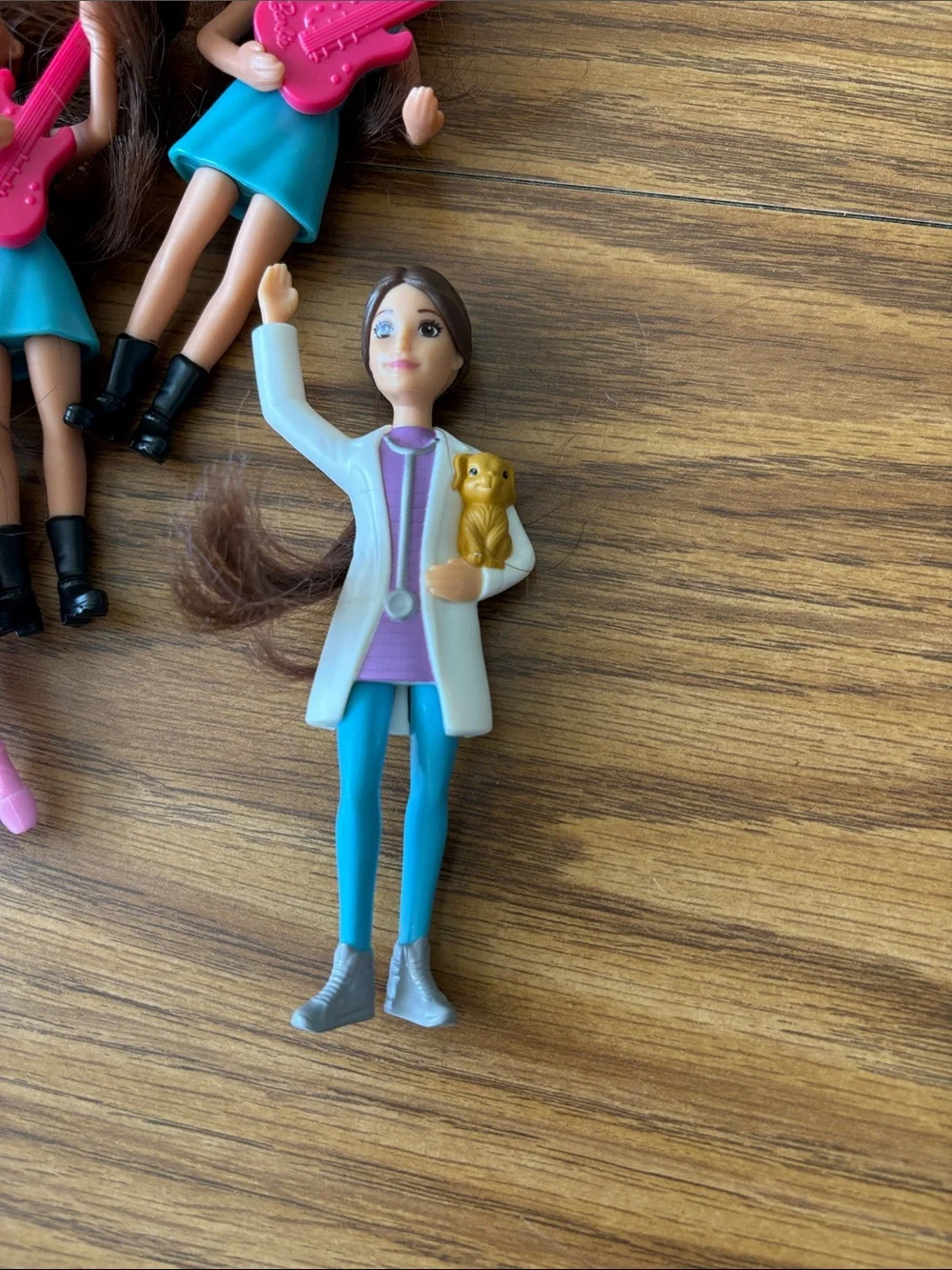Vintage McDonald’s Barbie Happy Meal Dolls Lot of 5 – Guitar Musician Dolls